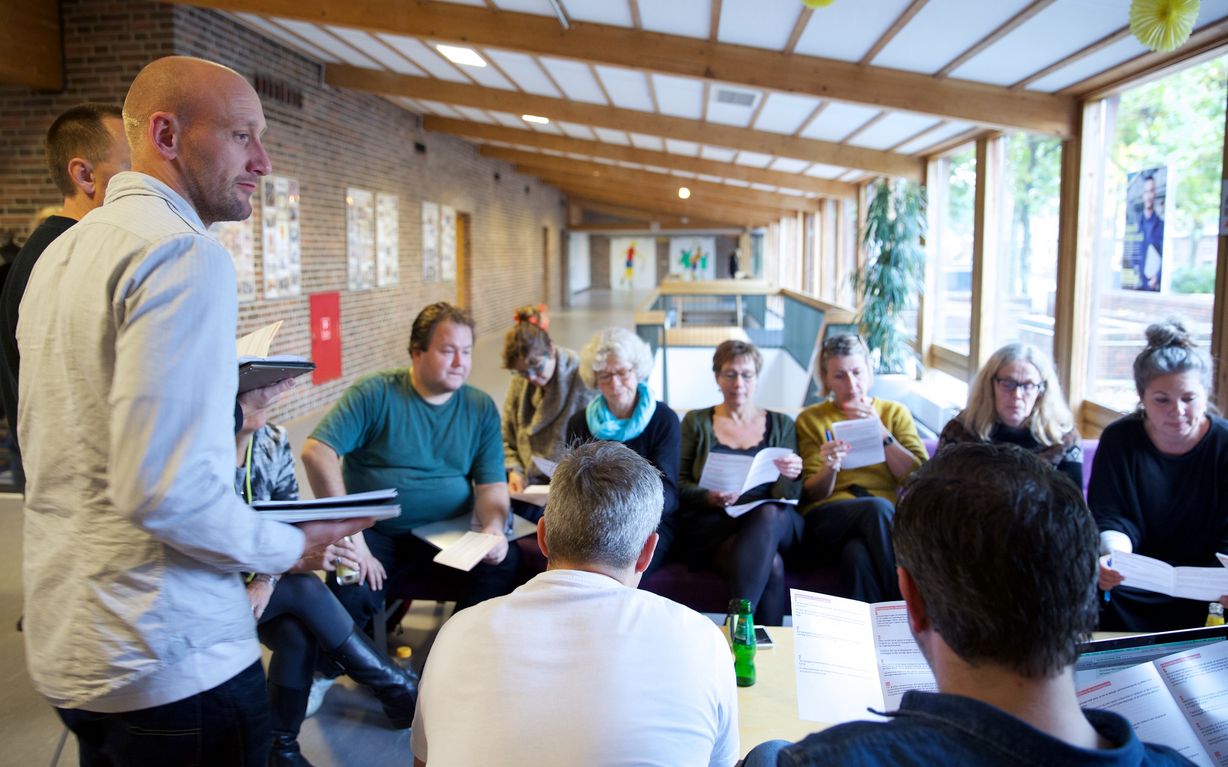 TR-mødet vekslede mellem orienteringspunkter fra KLF og gruppearbejde. Foto: Jan Klint