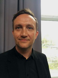 Max Ulrich Larsen er ny skoleleder på Kirkebjerg Skole. Mobilfoto: Jan Trojaborg 