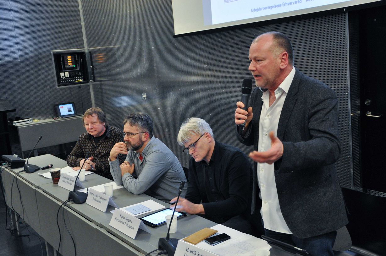 Henrik Svendsen fra Dansk Folkeparti gav tydelig udtryk for sin modstand i forhold til regeringens omprioriteringsbidrag. Foto: Torben Kloster Henrik Svendsen fra Dansk Folkeparti gav tydelig udtryk for sin modstand i forhold til regeringens omprioriteringsbidrag. Foto: Torben Kloster