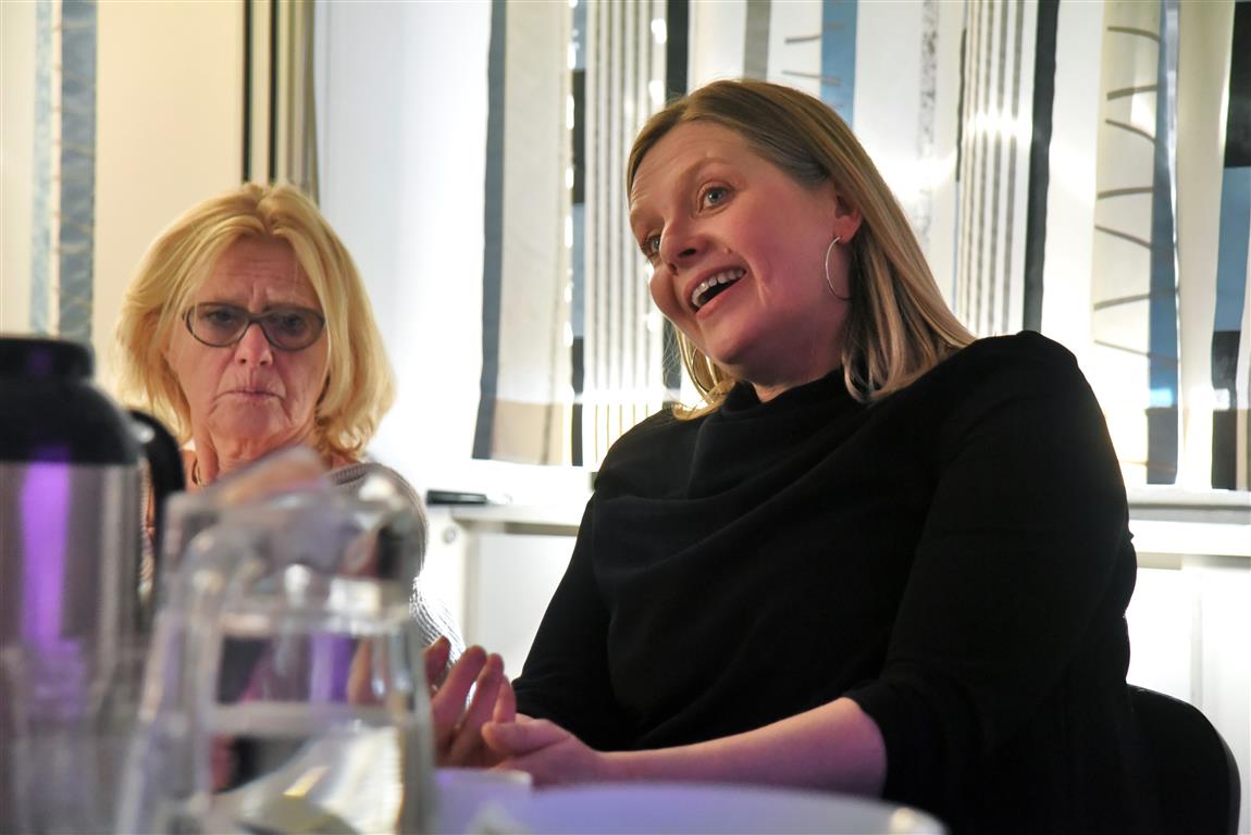 Forælder og skoledebattør Gunhild Nohre-Waldén, der deltog i rundbordssamtalen. Foto: Erik Schmidt. Forælder og skoledebattør Gunhild Nohre-Waldén, der deltog i rundbordssamtalen. Foto: Erik Schmidt.